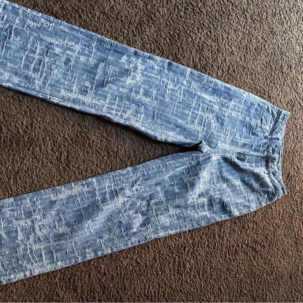 Missguided + Textured Blue Straight Jeans